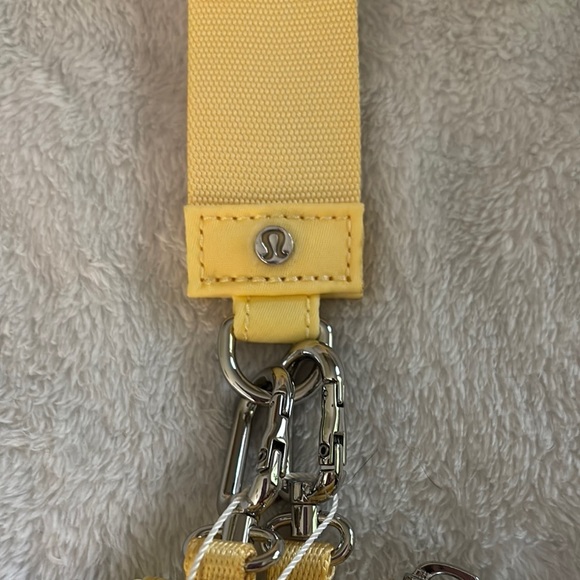Lululemon Athletica Yellow and Silver Key & Card Holders - Picture 12 of 13